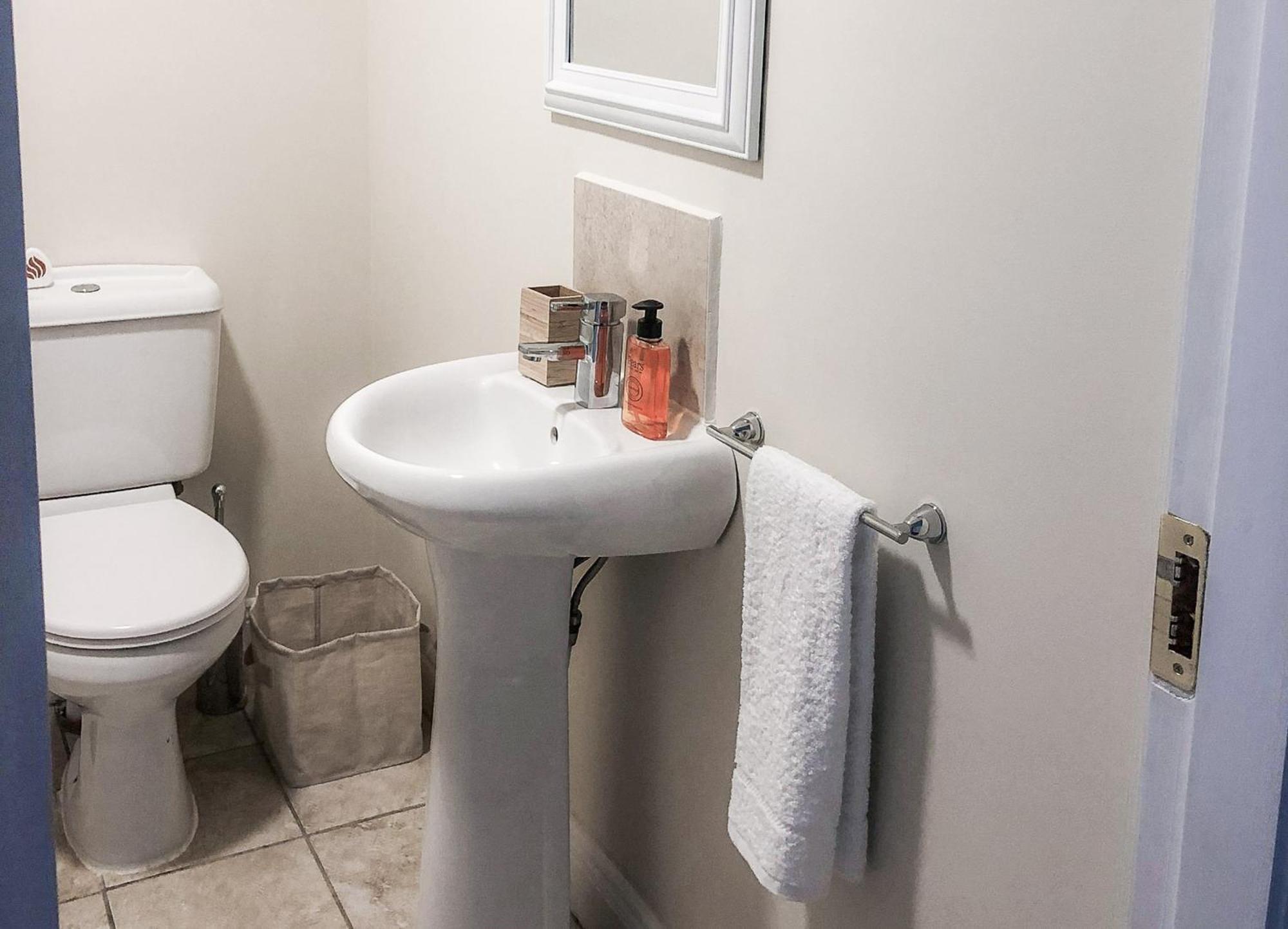 Old Court Holiday Homes Terryglass - Sleeps 6 By Trident Holiday Homes 외부 사진